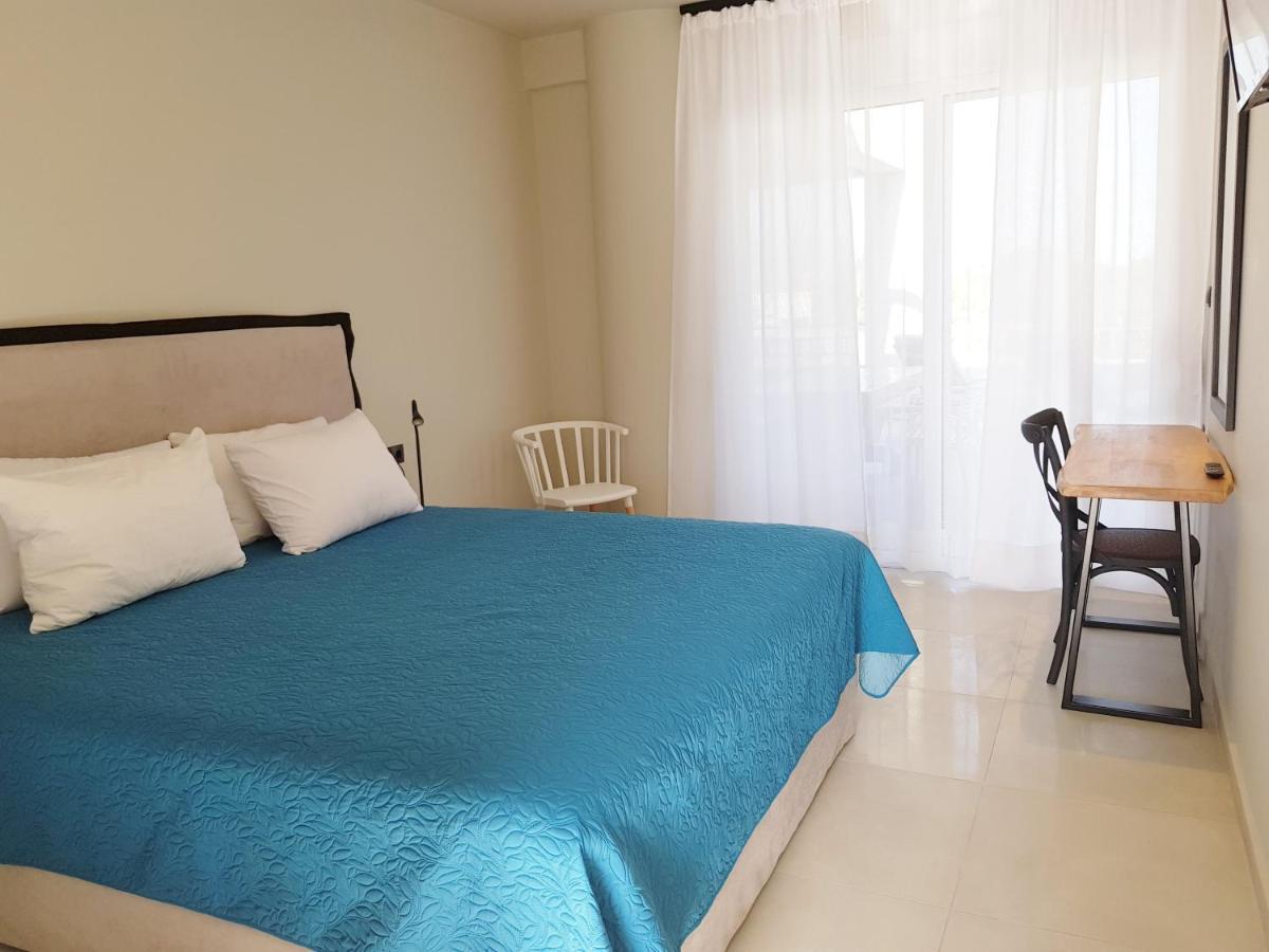 Houmas Apartments Yialos Exteriér fotografie