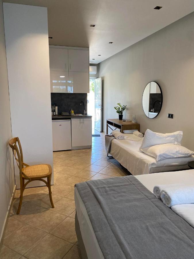 Houmas Apartments Yialos Exteriér fotografie
